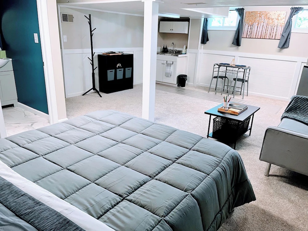 Clean guest suite